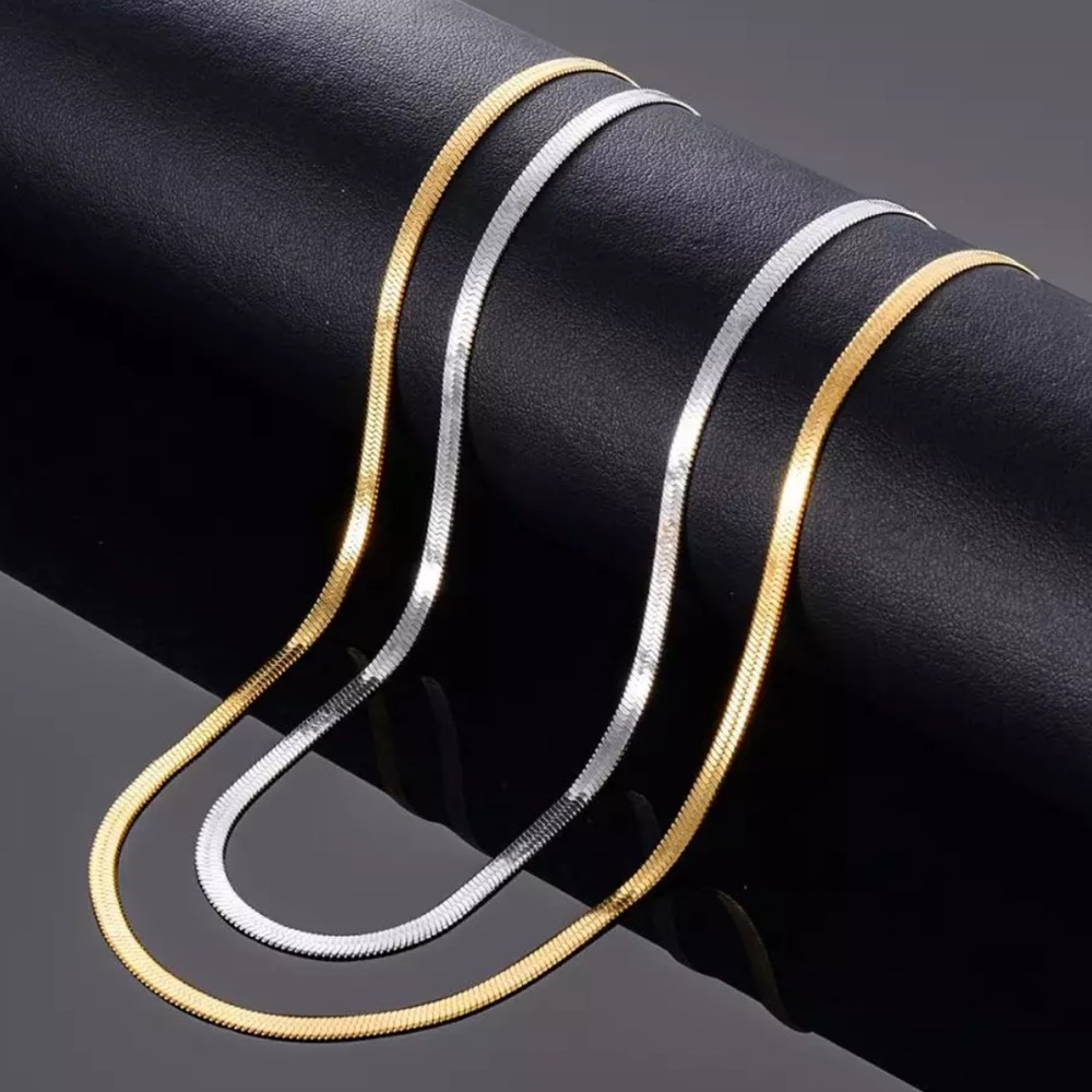 17”NEW GOLD HERRINGBONE PENDANT FLAT CHAIN NECKLACE - Picture 5 of 5